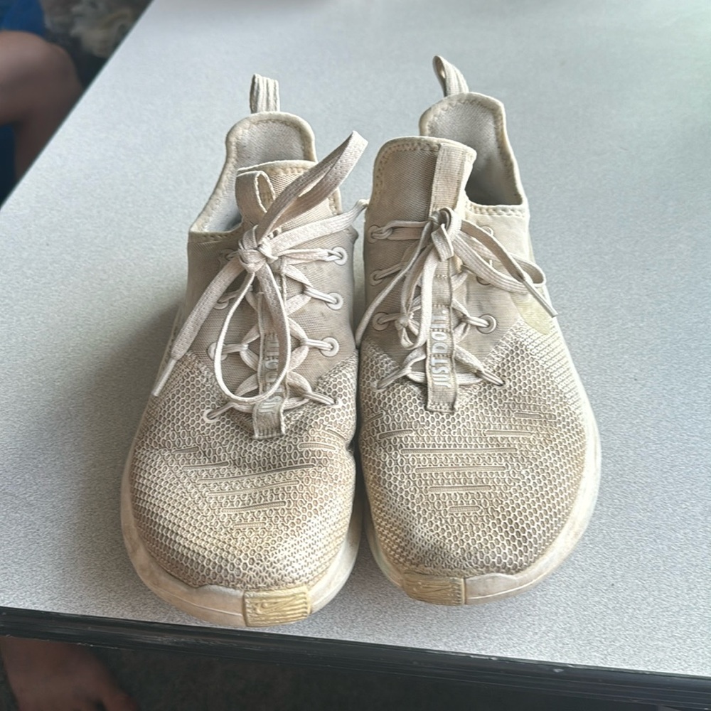 Nikes shoes